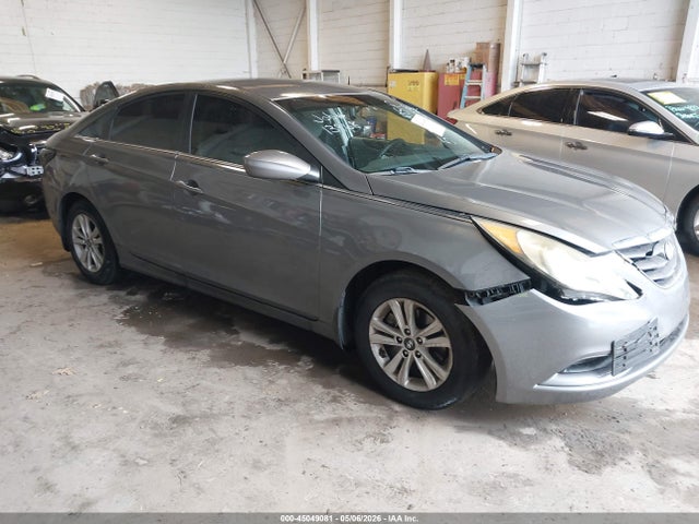 Salvage Hyundai SONATA Image