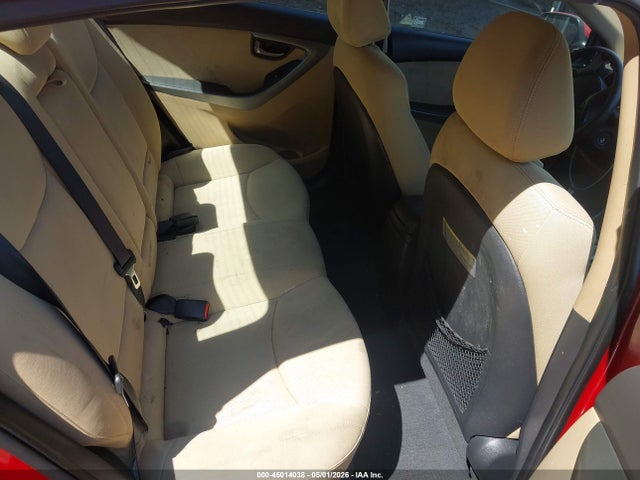 Hyundai ELANTRA