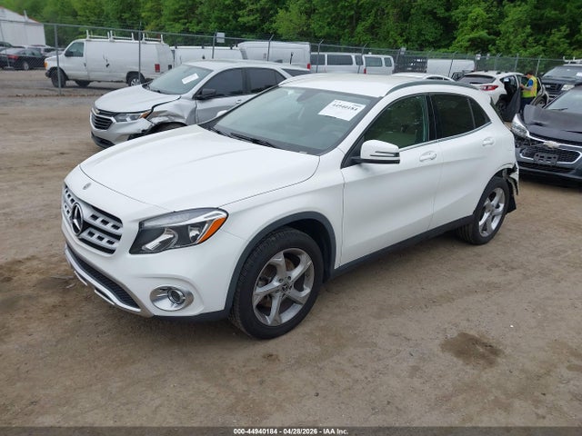 Mercedes-Benz GLA 4matic