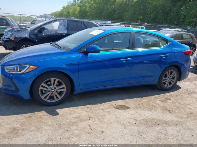 Hyundai ELANTRA Sel