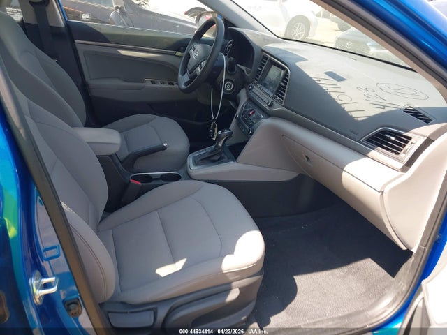 Hyundai ELANTRA Sel