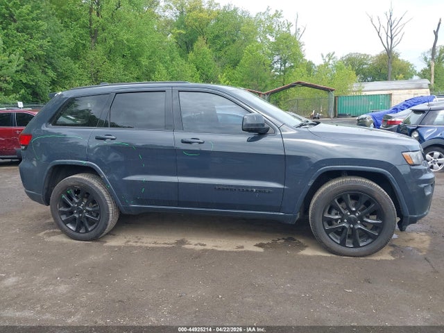 Jeep Grand Cherokee Altitude 4x4