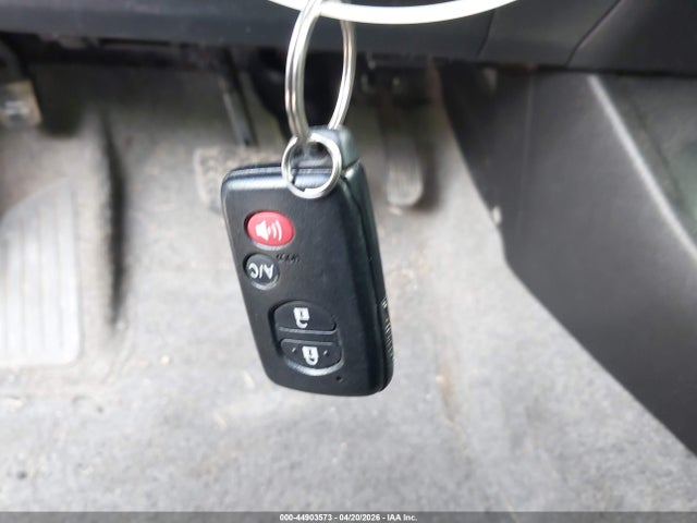 Toyota Prius Three