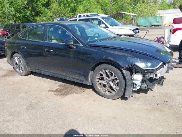Salvage Hyundai SONATA Image