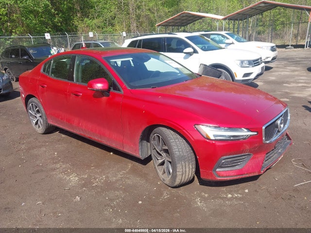 Salvage Volvo S60 Image
