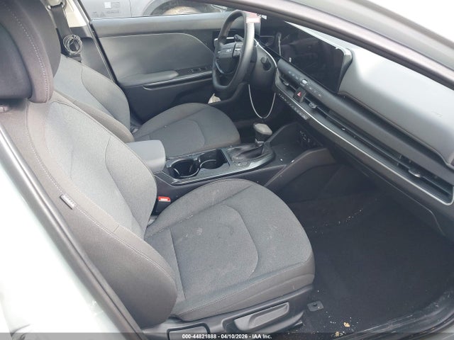 Kia K4 Lxs