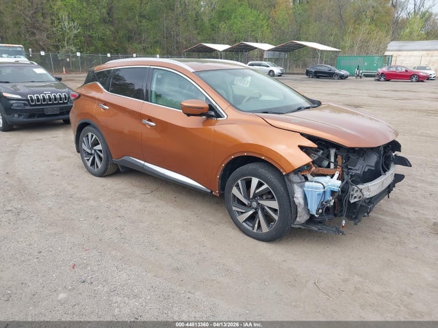 Salvage Nissan Murano Image
