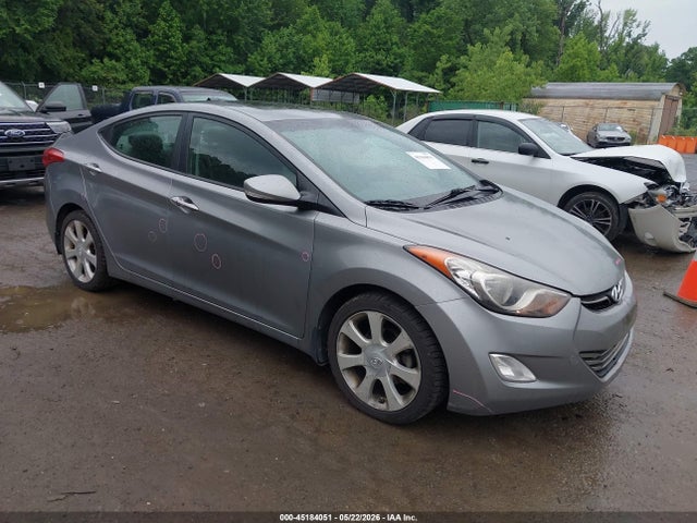 Salvage Hyundai ELANTRA Image