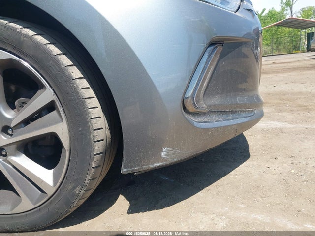 Hyundai ELANTRA Limited