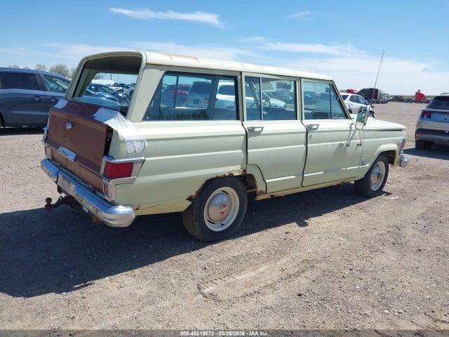 Jeep Wagoneer