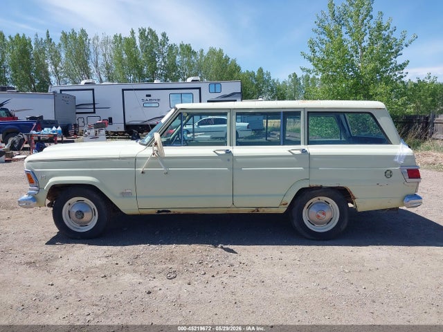 Jeep Wagoneer