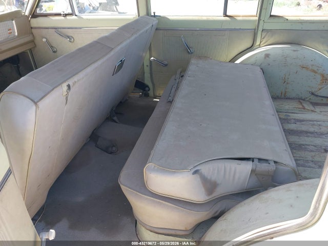 Jeep Wagoneer