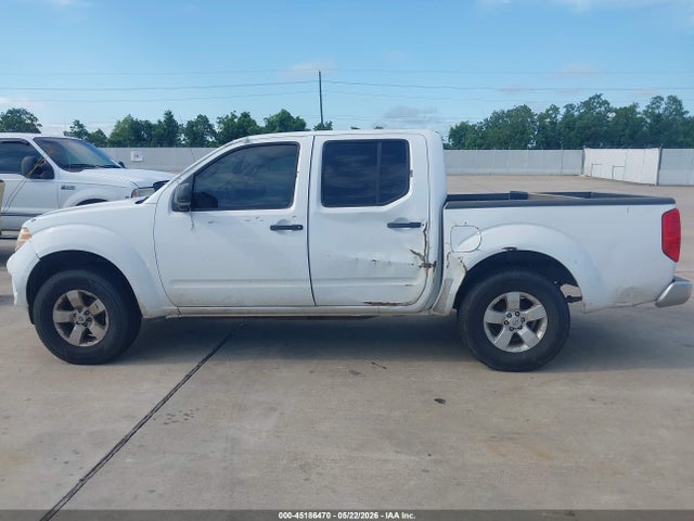 Nissan Frontier Sv