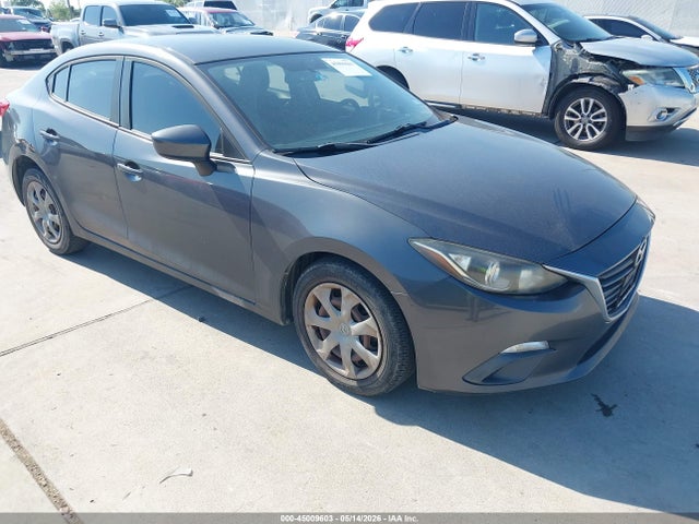Salvage Mazda Mazda3 Image
