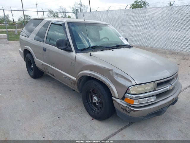 Salvage Chevrolet Blazer Image