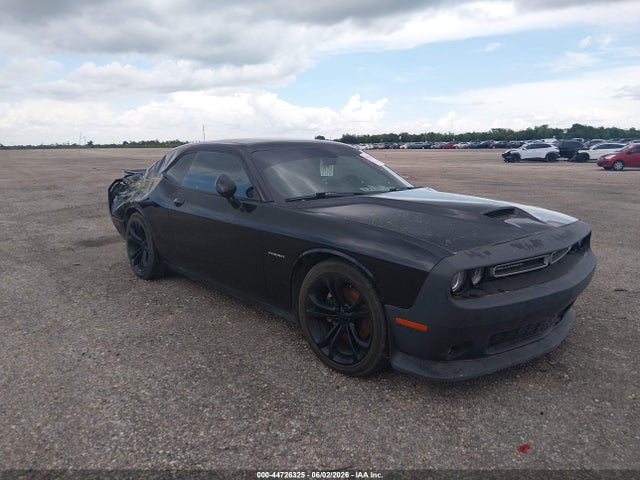 Salvage Dodge Challenger Image