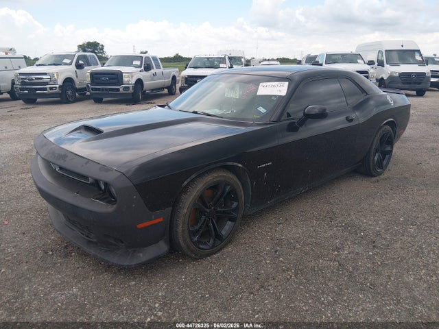 Dodge Challenger