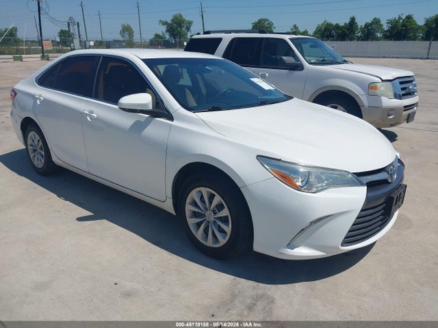 Salvage Toyota Camry Image