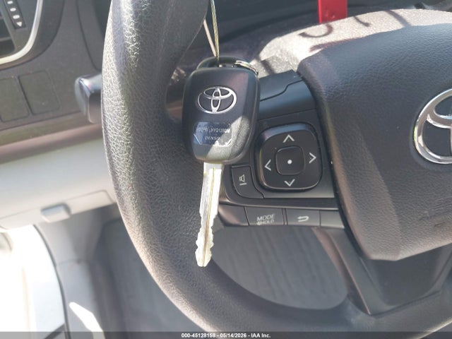 Toyota Camry Le