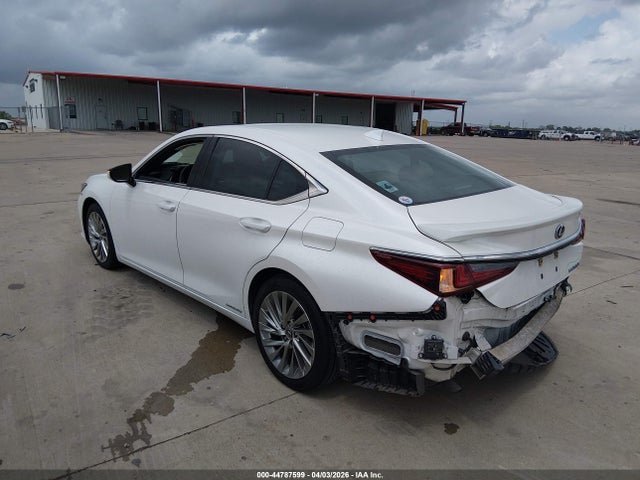 Lexus Es Ultra Luxury