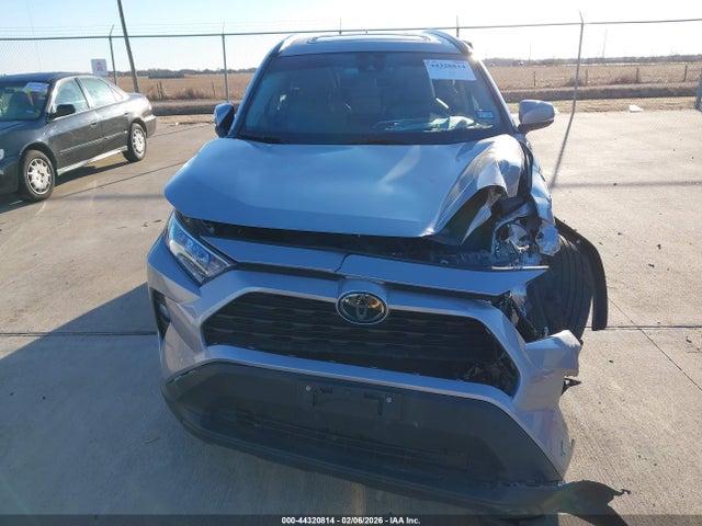 Toyota RAV4 Xle Premium