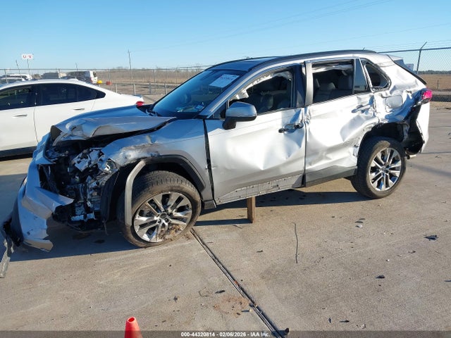 Toyota RAV4 Xle Premium