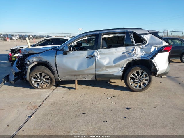 Toyota RAV4 Xle Premium