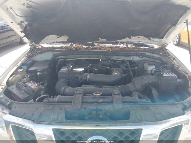 Nissan Frontier S