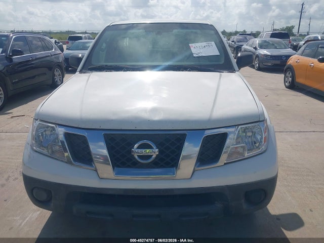 Nissan Frontier S
