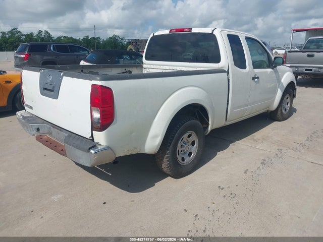 Nissan Frontier S
