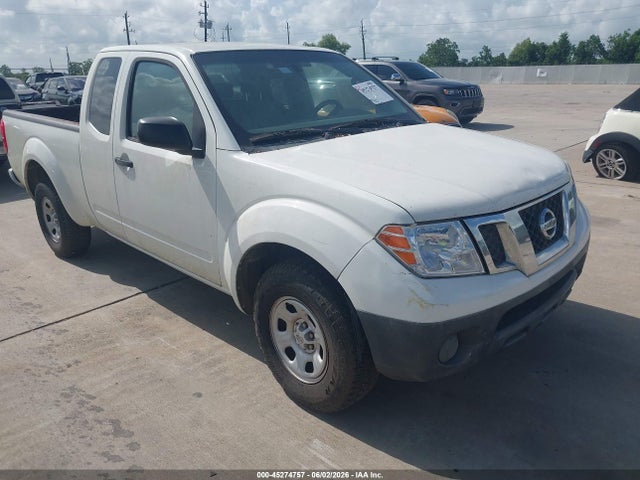 Salvage Nissan Frontier Image