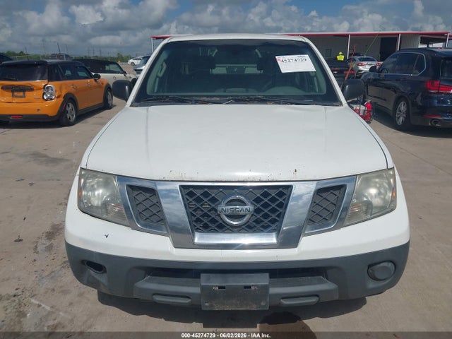 Nissan Frontier S
