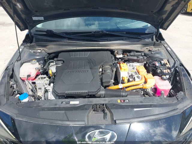 Hyundai ELANTRA Limited