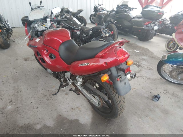 Suzuki Gsx750 F