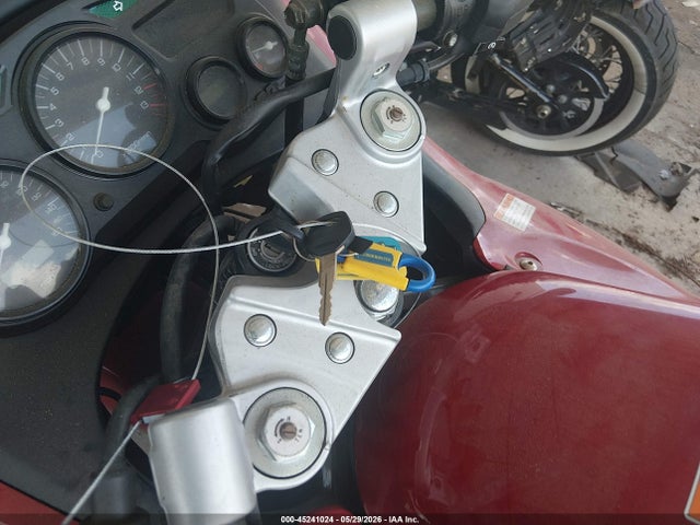 Suzuki Gsx750 F