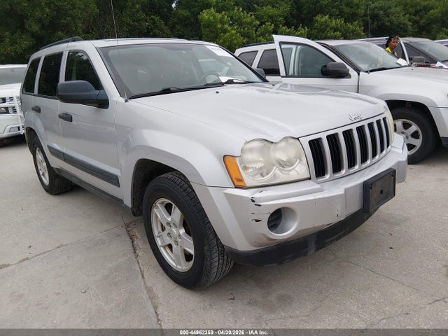 Salvage Jeep Grand Cherokee Image