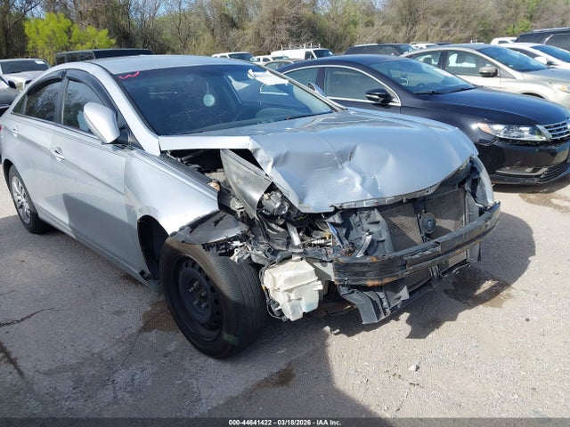 Salvage Hyundai SONATA Image