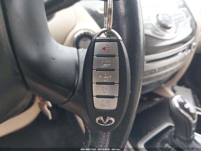 INFINITI Qx