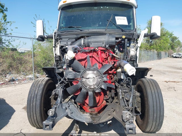 Peterbilt 579
