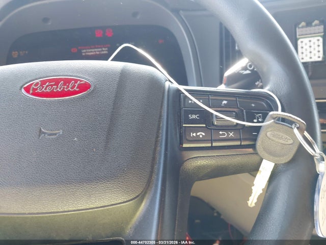 Peterbilt 579