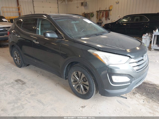 Salvage Hyundai SANTA FE Image