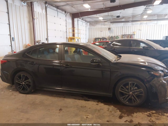 Toyota Camry Xse