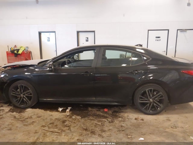 Toyota Camry Xse