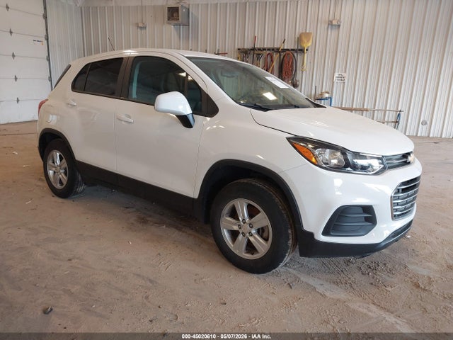 Salvage Chevrolet Trax Image