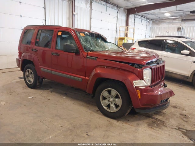 Salvage Jeep Liberty Image
