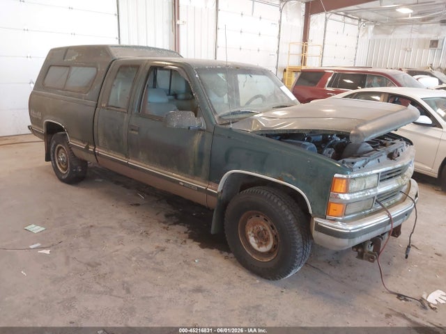 Salvage Chevrolet Gmt Image