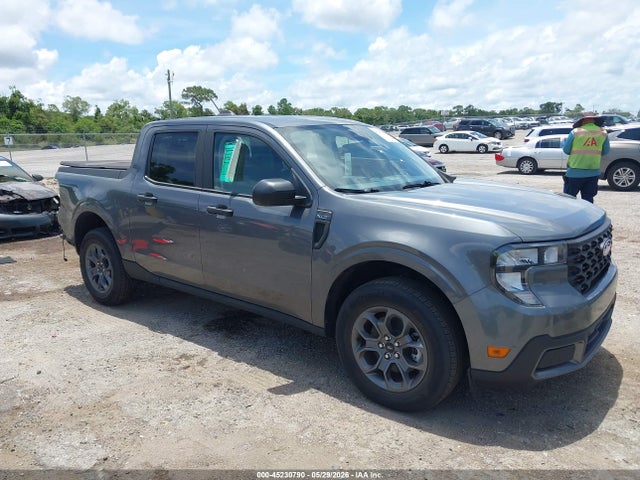 Salvage Ford Maverick Image