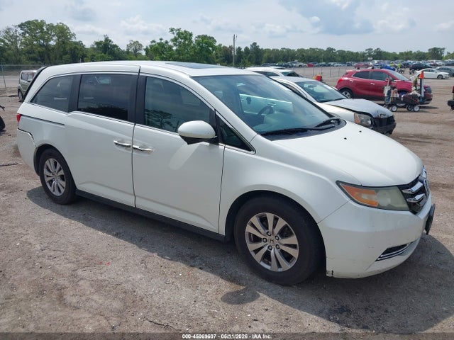 Salvage Honda Odyssey Image