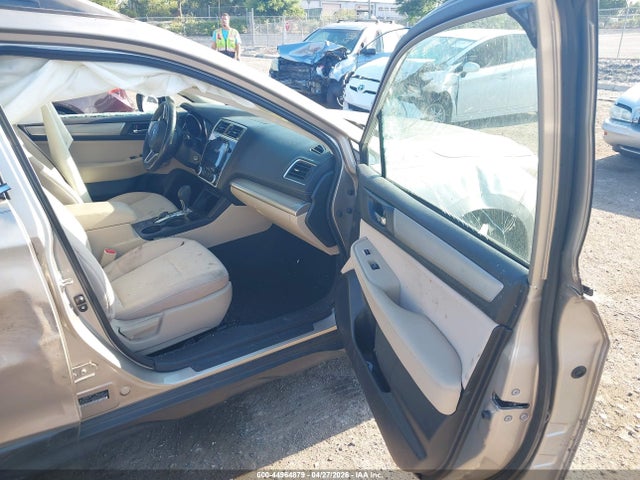 Subaru Outback 2.5i Premium