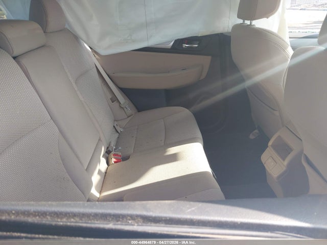 Subaru Outback 2.5i Premium